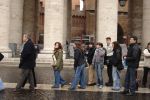 Nom del fitxer=Roma 094 vaticà cua.jpg
Mida del fitxer=1682Kb
Dimensions=2304x1536
Data de publicació=08 de Febrer de 2006 Roma 094 vaticà cua.jpg
